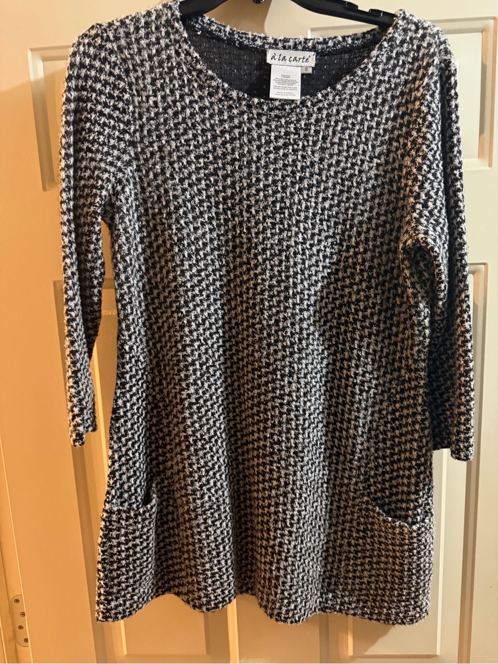 à la carte Black White Tweed Knit Pocket Tunic Dress Shirt NWOT Size S
